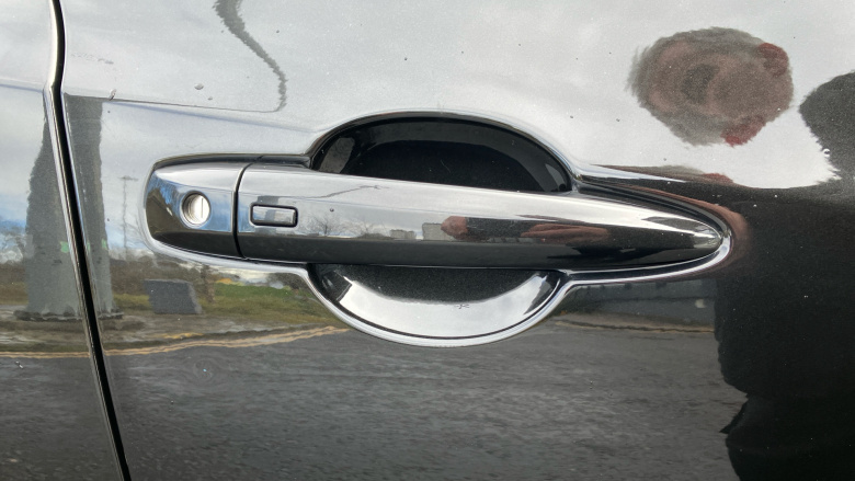 Nissan Juke 1.0 DiG-T 114 N-Connecta 5dr Petrol Hatchback